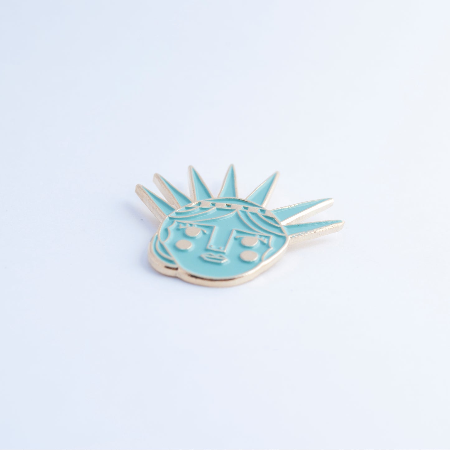 LADY LIBERTY - Enamel Pin