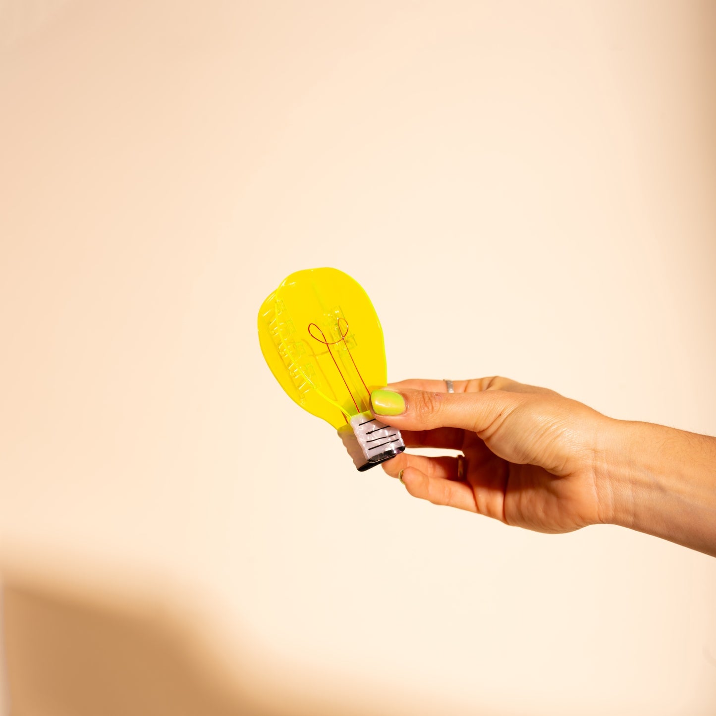BRIGHT IDEA - Hair Claw