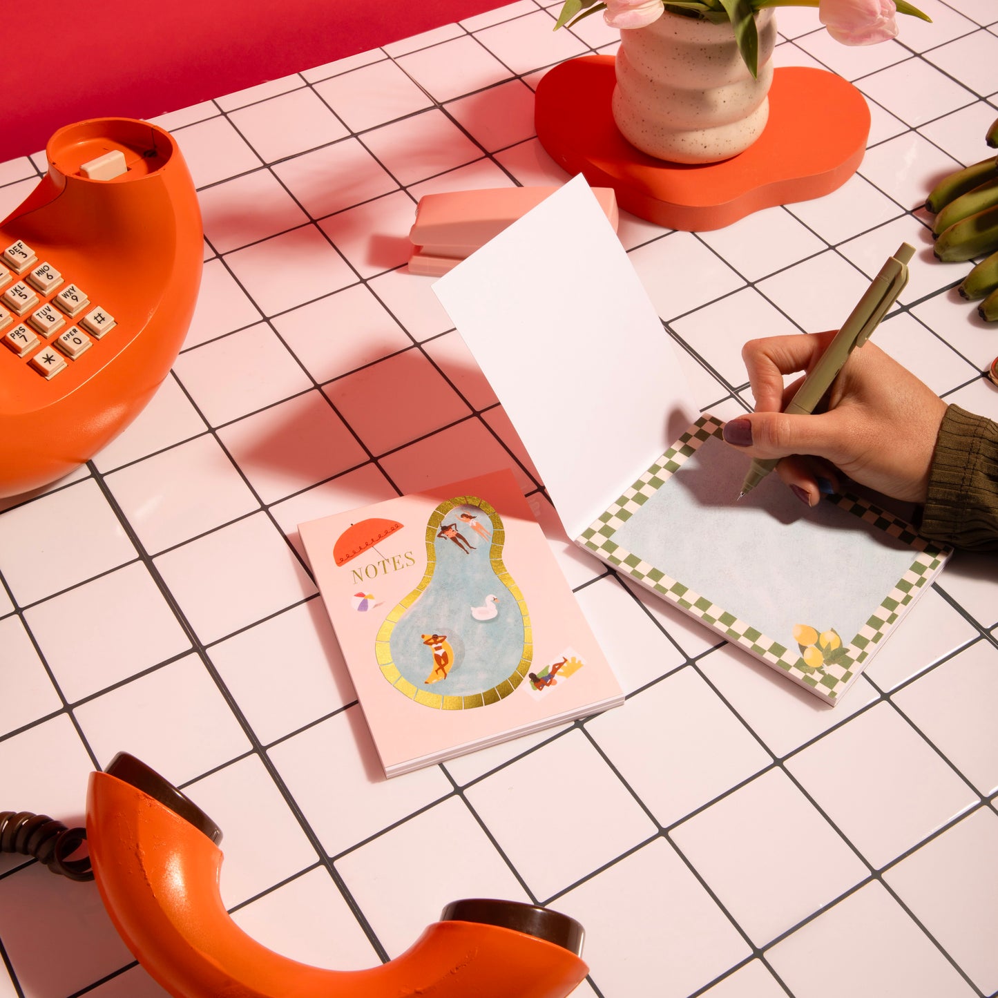 POOL TIME HANG - Notepad