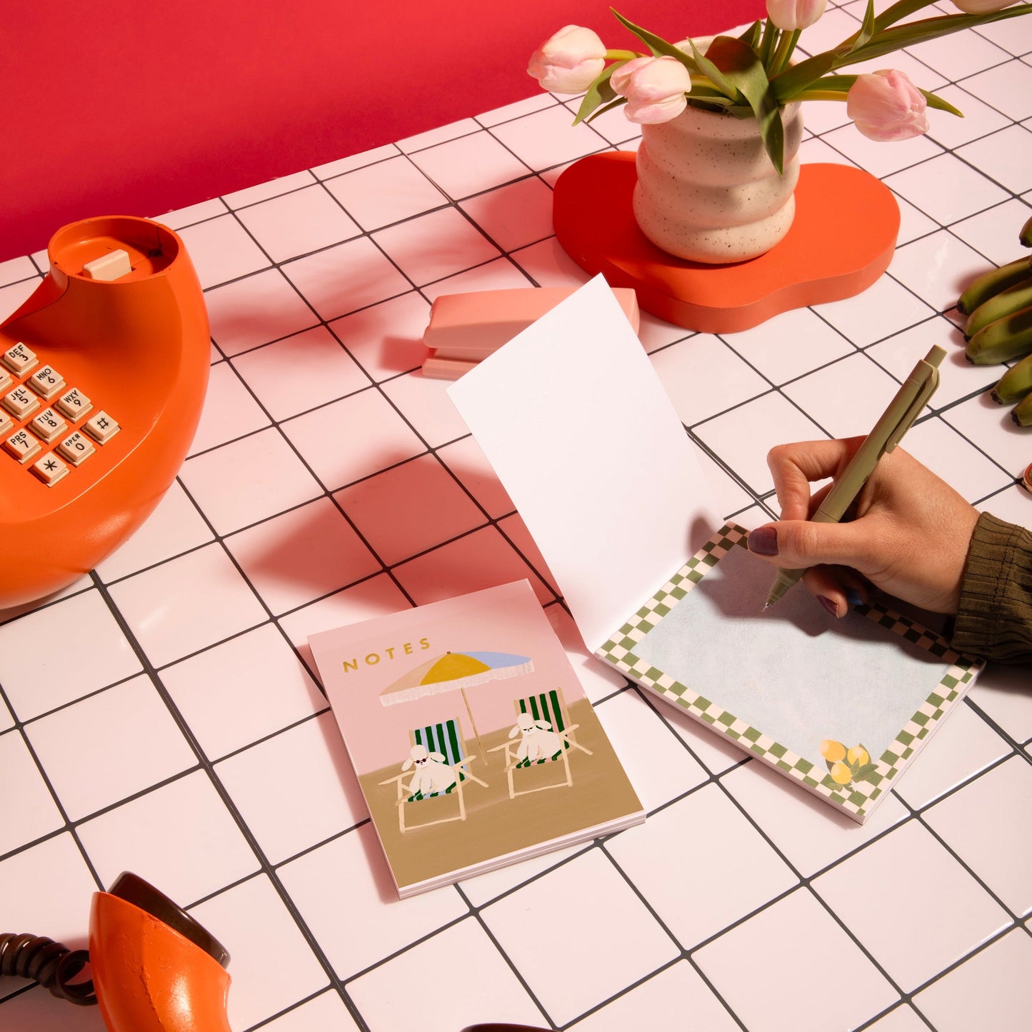 POODLE BEACH - Notepad