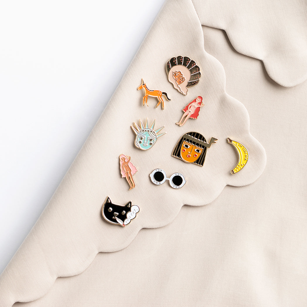 NATURAL WOMAN (Fair)- Enamel Pin